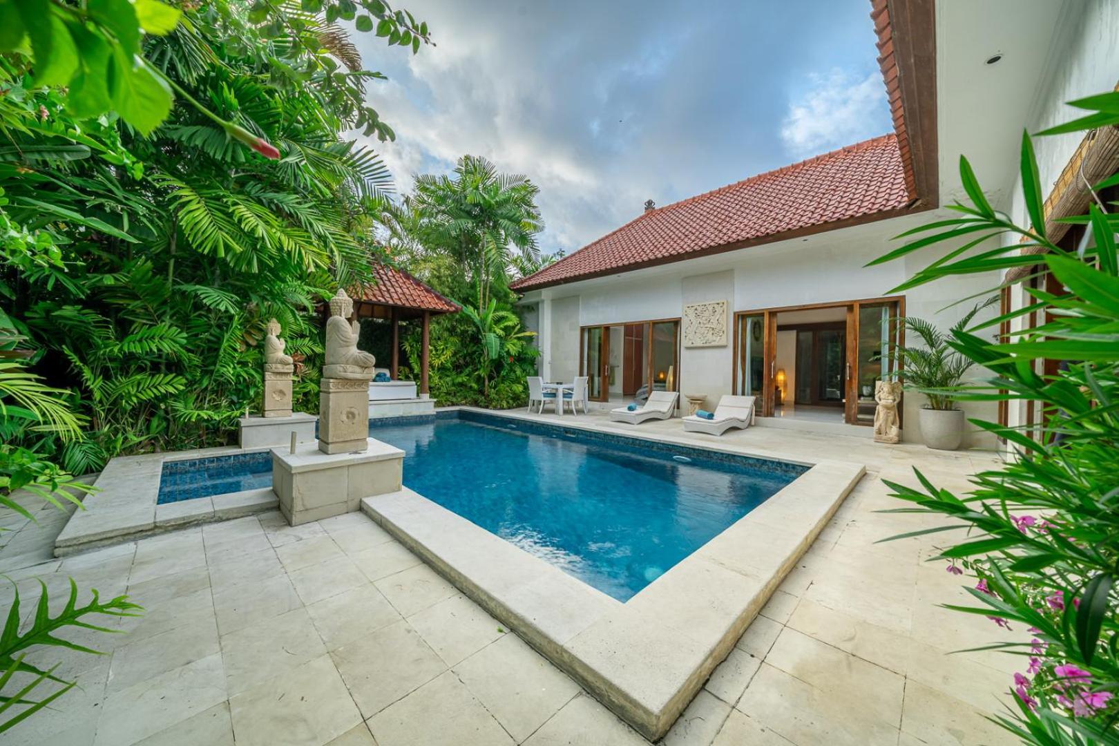 Villa Nemia Seminyak エクステリア 写真